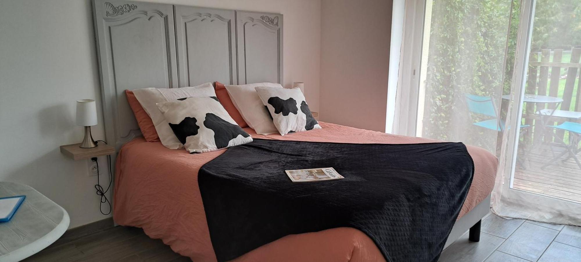 La Bergerie Du Mesnil Bed and Breakfast Livry  Buitenkant foto